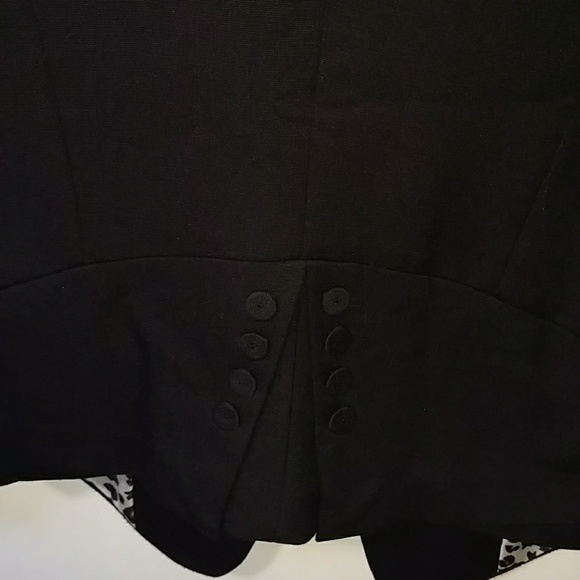 Pinkyotto Black Blazer - Picture 5 of 7